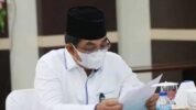 Pembangunan Jembatan Sungai Nibung, Bupati Tanjab Barat: Hak Masyarakat Sekitar Tidak Terabaikan Bupati Tanjab Barat Anwar Sadat Sementara Bupati Tanjung Jabung Barat Anwar Sadat menyebut terkait pembangunan jembatan Sungai Nibung kita sebagai Kabupaten bersyukur yang