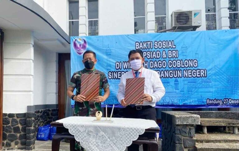 Dinas Psikologi TNI Angkatan Darat (Dispsiad) bersama Bank Rakyat Indonesia (BRI) melaksanakan bakti sosial (baksos). Kegiatan baksos berupa