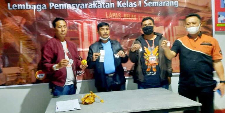 Petugas Lembaga Pemasyarakatan (Lapas) Kelas I Semarang kembali menggagalkan upaya penyelundupan narkoba di sekitar area brang