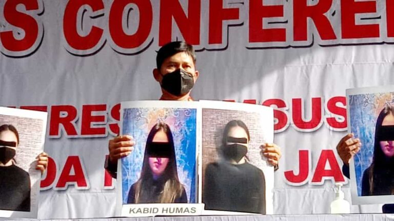 Kabid Humas Polda Metro Jaya, Kombes Pol Endra Zulpan menyampaikan pihaknya telah mengantongi daftar nama artis yang diduga terlibat