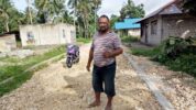 Anggaran Dana Desa (DD) Tahap II Tahun 2021 digunakan membangun infrastruktur jalan pemukiman Ohoi Ohoiseb dengan total anggaran