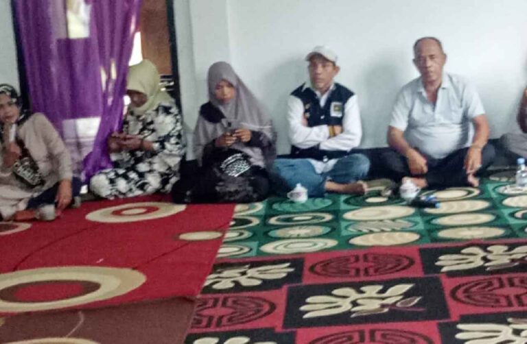 Dalam pelaksanaan Musyawarah tersebut memufakati Hi. Abdul Gani Wokanubun menjadi Penjabat Raja Sakmas Wain guna memfasilitasi