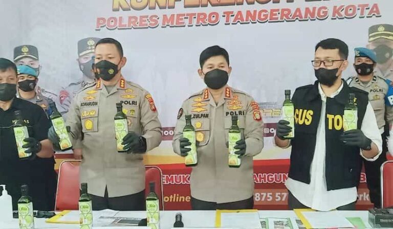 Polres Tangerang Kota Bongkar Penyelundupan 4 Liter Sabu Cair