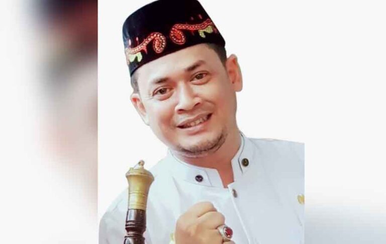 Menag Yaqut Cholil Qoumas terkait adzan serta gonggongan anjing. Satu kali lagi kami tekankan itu nalar perumpamaan yang salah