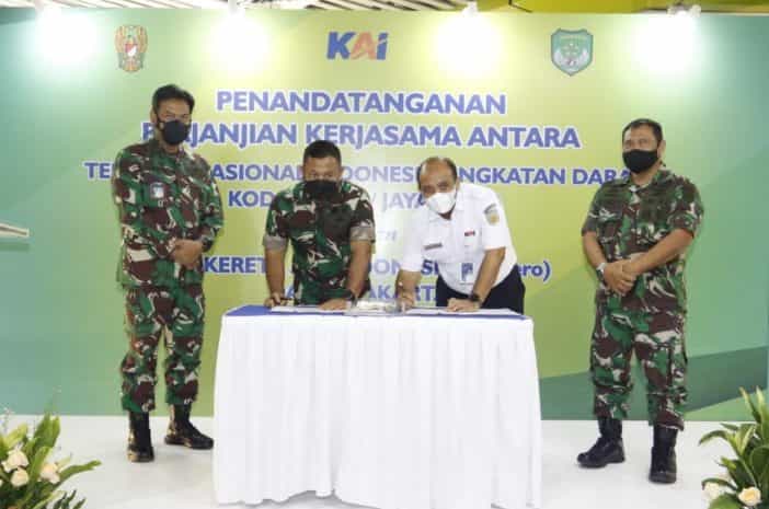 Tingkatkan Keamanan KA, PT KAI Daop 1 Jakarta Gandeng Kodam Jaya