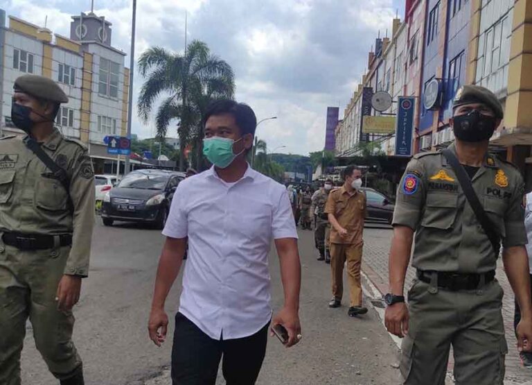 Patroli PPKM mulai digencarkan Satpol PP Kota Tangsel bersama bersama Dinas Pariwisata, Dinas Perdagangan dan Dinas Kesehatan