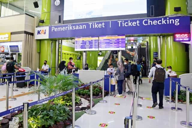 Tiket KA dari Stasiun Gambir dan Pasar Senen Pra Lebaran Masih Tersedia