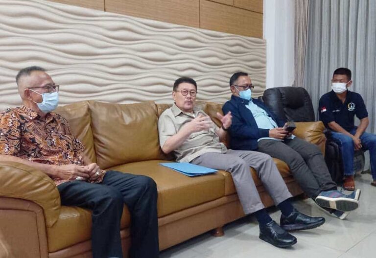 Warga Semanan khususnya RW 012 Kelurahan Semanan, Kecamatan Kalideres Jakarta Barat, mengucapkan terima kasih kepada Inggard Joshua