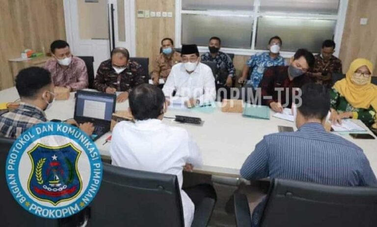 Bupati Tanjung Jabung Barat (Tanjabbar) Drs. H. Anwar Sadat, melakukan kunjungan ke Kementerian ESDM Direktorat Jenderal Ketenagalistrikan