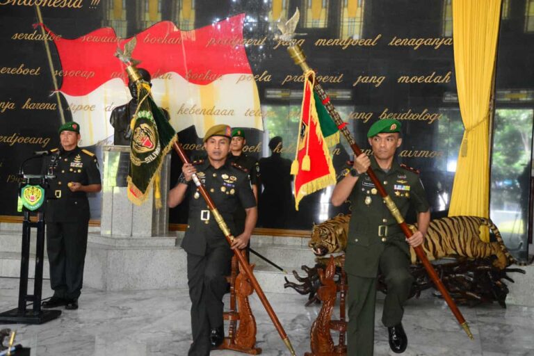 Pangdam III/Slw Pimpin Sertijab Danyonarh 3/YBY dan Danyonzipur 3/YW
