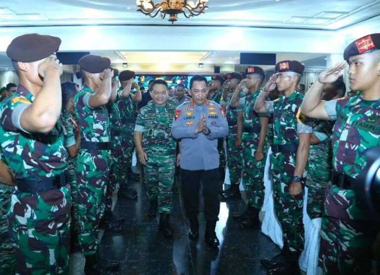 Dihadapan Dansat, Kapolri: TNI-Polri Pilar Utama Bangsa