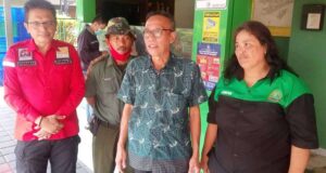 Forum Pimpinan Redaksi Nasional DKI Jakarta Gelar Operasi Minyak Goreng Curah 2500 Botol di Semanan Forum Pimpinan Redaksi Nasional DKI Jakarta 1 Operasi pasar gerai minyak goreng curah CP 10 bersubsidi pemerintah ini merupakan aksi perdana Forum Pimpinan Redaksi Nasional DKI Jakarta