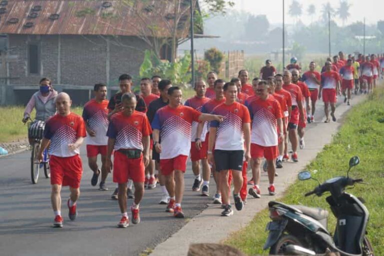 Mlipir Bareng Danrem 071/Wijayakusuma Ingatkan Prajurit Untuk Menjaga Pola Hidup Sehat