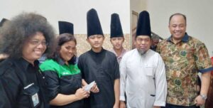 Abdul Azis Muslim: Kehadiran FPRN DKI Jakarta akan Membawa Aspirasi Warga Semanan dan DKI Jakarta Abdul Azis Muslim Anggota DPRD DKI Jakarta Abdul Azis Muslim menghadiri acara peresmian kantor baru FPRN DKI Jakarta di Perum Kresek, Jalan Anyelir Blok E