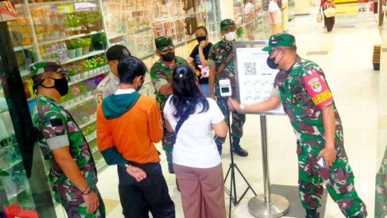 Babinsa Koramil 03/GP Minta Warga Waspadai Lonjakan Covid-19