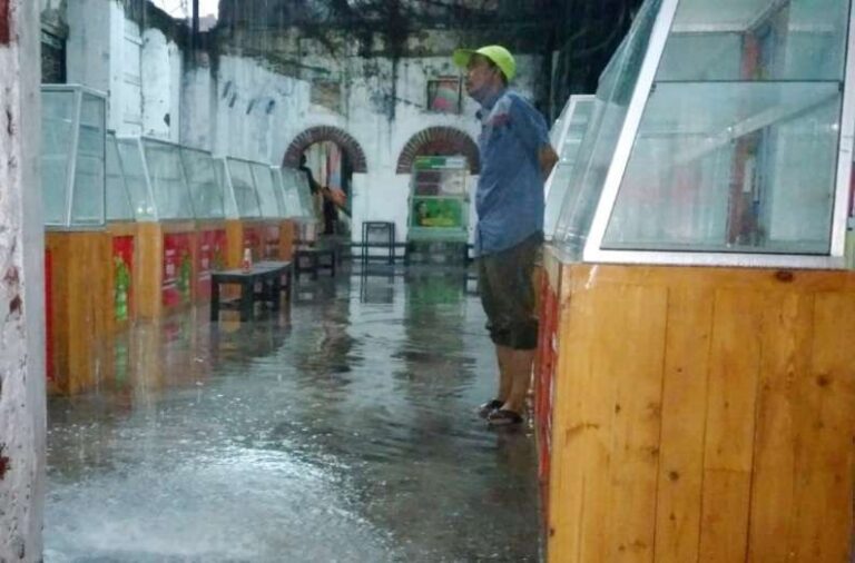 PKL Kota Tua Jakarta Barat Keluhkan Tempat Relokasi yang Tak Layak