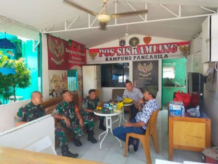 Pasiter Kodim 0503/JB Dampingi Tim Penilai Lomba Kampung Pancasila