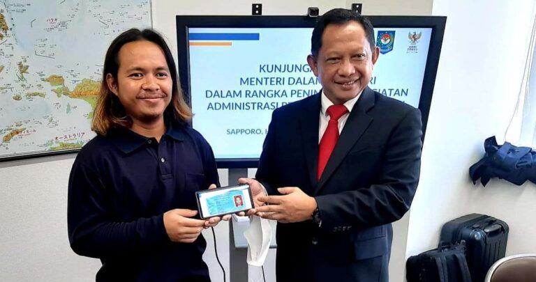 Dikunjungi Mendagri, WNI di Sapporo Jepang Gembira Dapatkan Identitas Digital