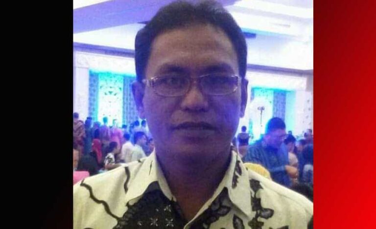 Manajer operasional PT Hoffmen Energi Perkasa (HEP) Muksin, menanggapi pemberitaan yang beredar di media terkait tudingan LINK Sultra