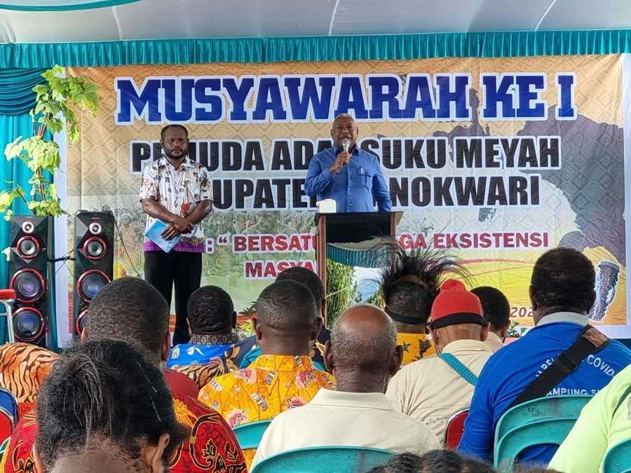 Pemuda Adat Suku Meyah, Kabupaten Manokwari, Papua Barat Musyawarah ke-1 mengusung tema "Bersatu Menjaga Eksistensi Masyarakat Adat"