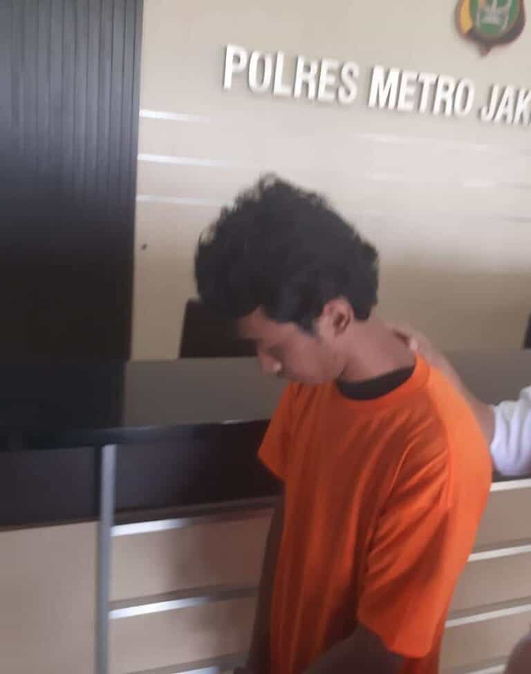 Polisi Beberkan Motif Pelaku yang Gagahi Mantan Pacar di Kantor JNT Kalideres