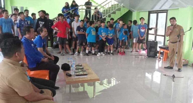 Dinas PUPR Kabupaten Tanjung Jabung Barat mengadakan kegiatan PUPR Basket Ball Tournament tahun 2023 Kegiatan dilaksanakan selama