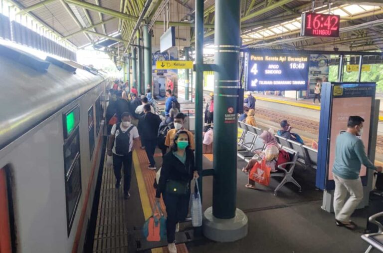 Daop 1 Jakarta Sediakan 303 KA Tambahan Masa Angkutan Lebaran 2023