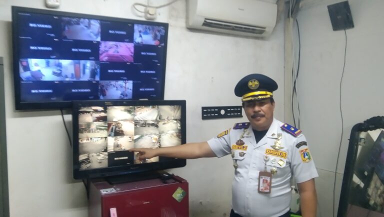 Terminal kalideres kosisten beri layanan prima