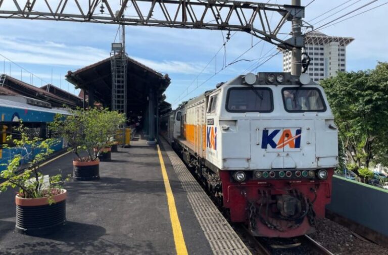 Jelang Libur Nasional, Jumlah Penumpang KA Dari Gambir dan Pasar Senen Melonjak