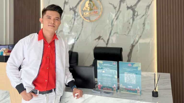 Fedri Ramadhan menceritakan pengalaman yang pernah ia jalani. Alumni Bidikmisi Fakultas Pariwisata dan Perhotelan Universitas Negeri Padang