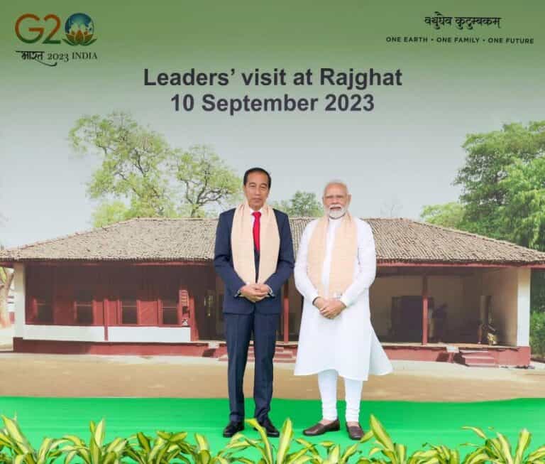 KTT G30 India Pagi Hari di New Delhi, Joko Widodo Beri Penghormatan di Mahatma Gandhi Samadhi