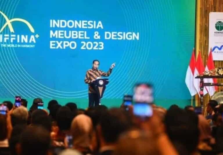 Resmi Dibuka IFFINA, Jokowi Dorong Pengusaha Mebel Terbuka dan Berpartner