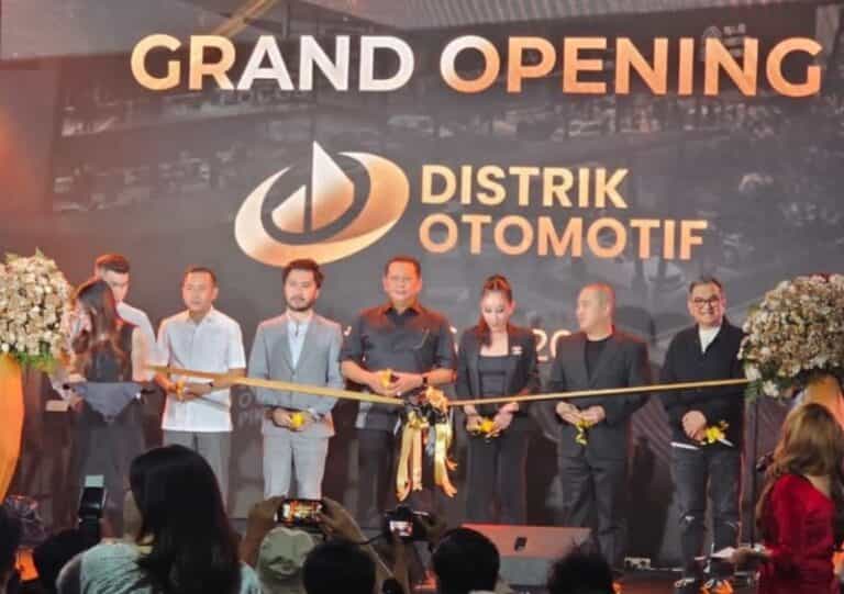 Ketua Umum IMI Resmikan Grand Opening Distrik Otomotif PIK 2