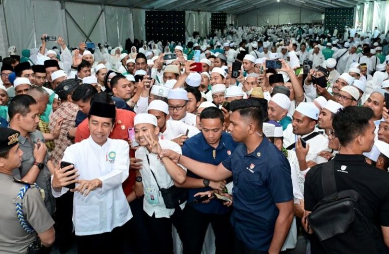 Buka Jambore Nasional Dai Desa Madani, Jokowi Apresiasi Program Dai Masuk Desa