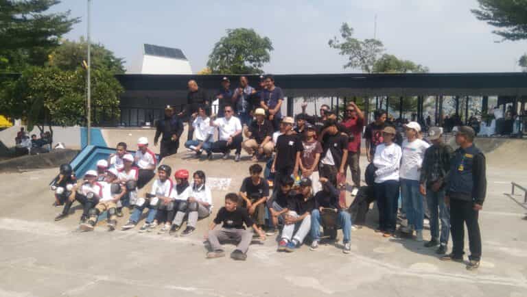 Pemda DKI gelar Lomba skateboard dan BMX di Kalijodo