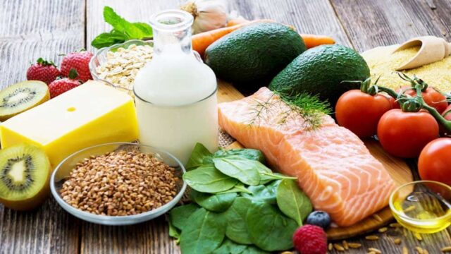 Rangga Titiswara mulai melakukan eksperimen pola hidup sehat dengan memakan makanan organik sejak tahun 2022 lalu. Dampak positif