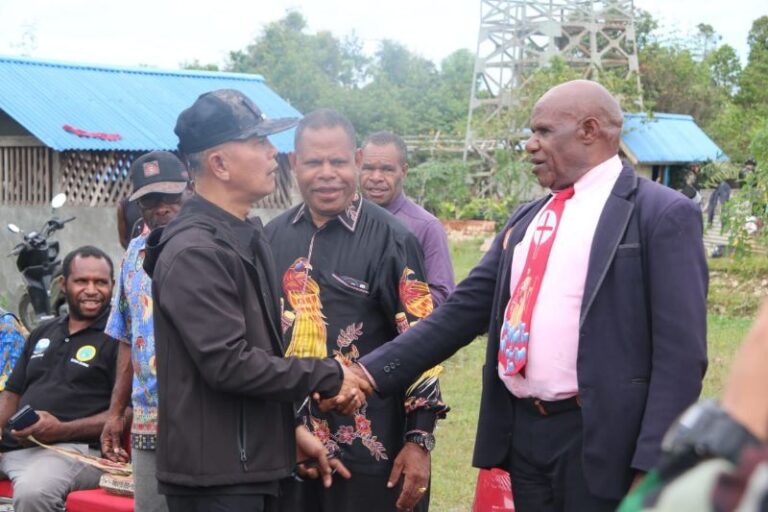 Panglima Kogabwilhan III: TNI Terus Berkomitmen Lindungi Keselamatan Masyarakat Papua