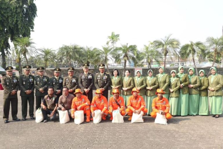 Korem 051/Wkt Ziarah di TMP Patriot Bangsa Dalam Rangka HUT ke 78 TNI