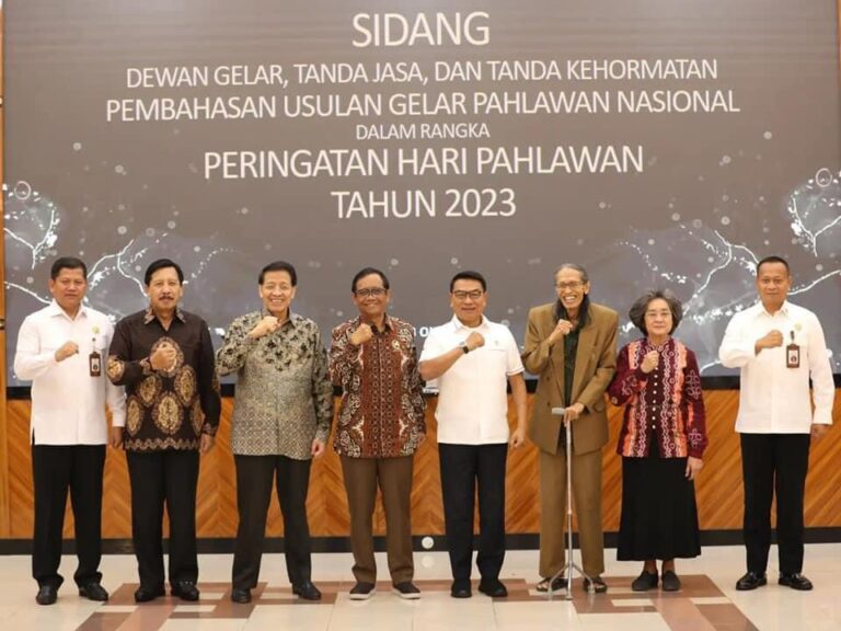 Mahfud MD Pimpin Sidang Dewan GTK Calon Pahlawan Nasional 2023