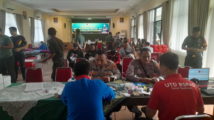 Kodim 0502/JU Gelar Donor Darah Dalam Rangka HUT ke 25 Korem 052/Wijayakrama