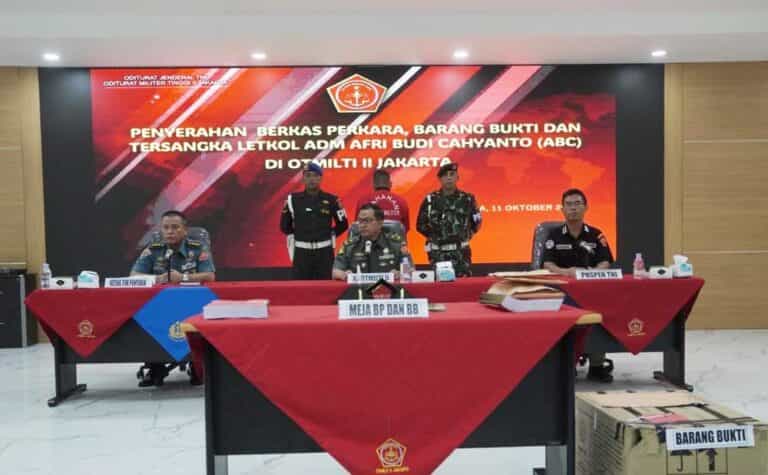 Ketua Tim Penyidik Puspom TNI mengatakan 53 item yang terdiri dari dua handphone merek OPPO, satu unit Toyota Vios Limo, satu unit notebook