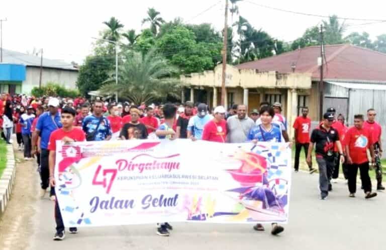 KKSS MAPPI Papua Selatan Gelar Jalan Sehat Meriahkan HUT KKSS ke 47