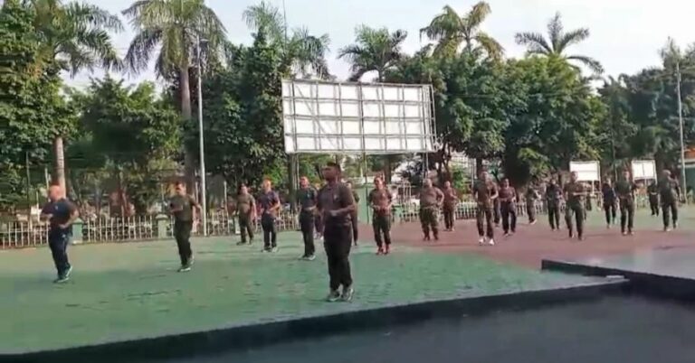 Sehat Bugar, Kodim 0505/Jakarta Timut Gelar Senam SKJ 88