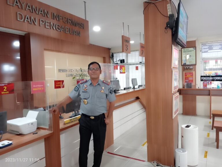Kepala Lapas Kelas 1 Cipinang, Enget P. Prayer Manik
