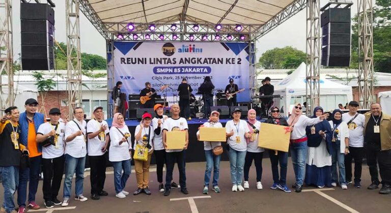 Reuni Lintas Angkatan (RLA) SMPN 85 Jakarta Selatan yang kedua di Cibis Park Jakarta Selatan berhasil sukses digelar pada hari Sabtu,