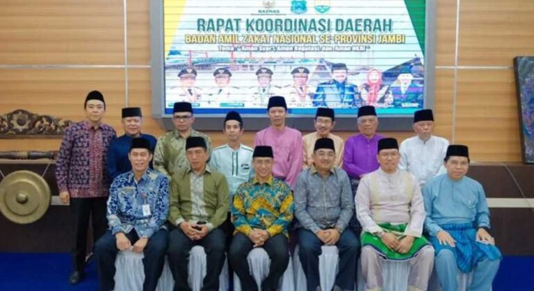Bupati Tanjung Jabung Barat (Tanjabbar), Drs. H. Anwar Sadat,menghadiri acara Pembukaan Rapat Koordinasi Daerah BAZNAS se-Provinsi Jambi