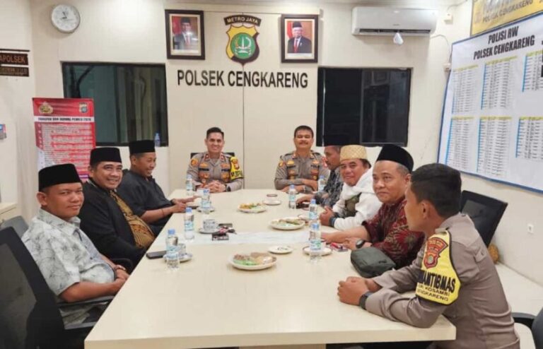 Kompol Hasoloan Terima Kunjungan Pengurus MWC NU Cengkareng