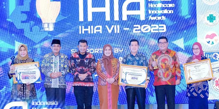 Pemkab Tanjab Barat menorehkan prestasi gemilang di bidang kesehatan kategori inovasi Percepatan Penanganan Stunting dengan meraih