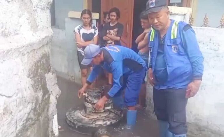 Kendati Banjir Telah Surut, Warga RW 07 Semanan Minta Segera Ada Penanganan