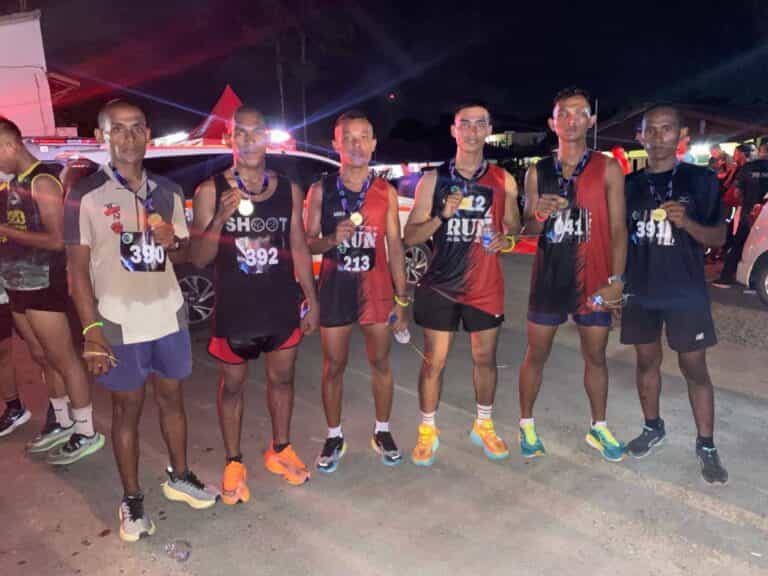Yonif 754/ENK Torehkan Prestasi di Event Lari Night Run 7K di Timika